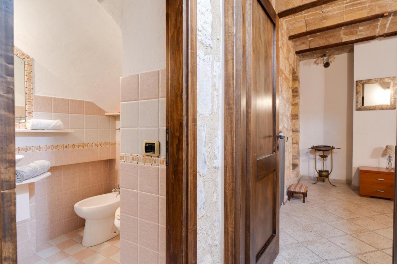 Вилла La Casa Dell' Etrusco Тарквиния Экстерьер фото